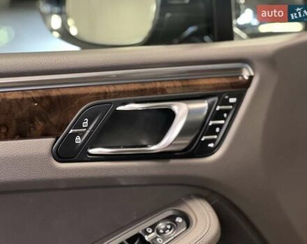 Серый Порше Масан, объемом двигателя 1.98 л и пробегом 11 тыс. км за 72563 $, фото 34 на Automoto.ua