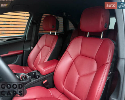 Серый Порше Масан, объемом двигателя 2.89 л и пробегом 16 тыс. км за 95000 $, фото 18 на Automoto.ua