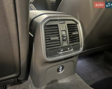 Серый Порше Масан, объемом двигателя 1.98 л и пробегом 11 тыс. км за 72563 $, фото 44 на Automoto.ua