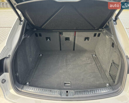 Серый Порше Масан, объемом двигателя 2.89 л и пробегом 16 тыс. км за 94999 $, фото 31 на Automoto.ua