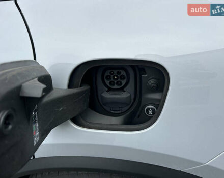 Порше Масан 2024 у Києві на Automoto.ua Сірий Порше Масан, об'ємом двигуна 0 л та пробігом 10 тис. км за 80500 $, фото 22 на Automoto.ua