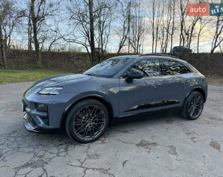 Серый Порше Масан, объемом двигателя 0 л и пробегом 15 тыс. км за 130546 $, фото 1 на Automoto.ua