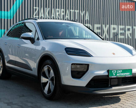 Серый Порше Масан, объемом двигателя 0 л и пробегом 1 тыс. км за 104000 $, фото 3 на Automoto.ua