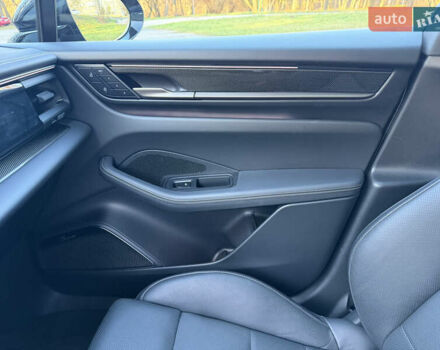 Серый Порше Масан, объемом двигателя 0 л и пробегом 15 тыс. км за 130546 $, фото 19 на Automoto.ua