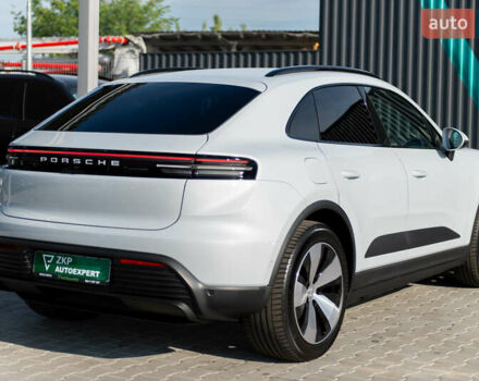 Серый Порше Масан, объемом двигателя 0 л и пробегом 1 тыс. км за 104000 $, фото 12 на Automoto.ua