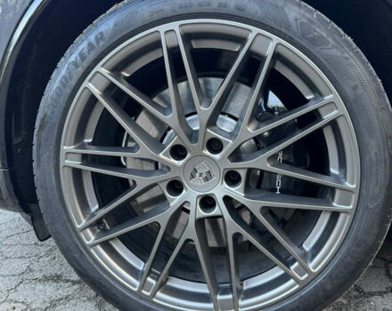 Серый Порше Масан, объемом двигателя 0 л и пробегом 15 тыс. км за 130546 $, фото 34 на Automoto.ua