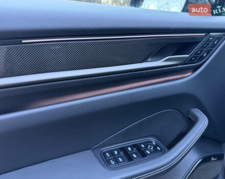 Серый Порше Масан, объемом двигателя 0 л и пробегом 15 тыс. км за 130546 $, фото 24 на Automoto.ua