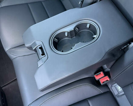 Серый Порше Масан, объемом двигателя 0 л и пробегом 15 тыс. км за 130546 $, фото 30 на Automoto.ua