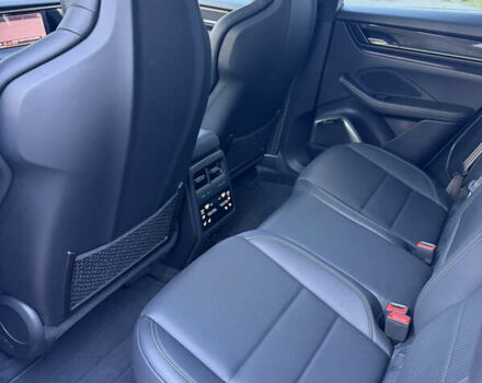 Серый Порше Масан, объемом двигателя 0 л и пробегом 15 тыс. км за 130546 $, фото 31 на Automoto.ua