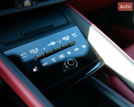 Серый Порше Масан, объемом двигателя 0 л и пробегом 1 тыс. км за 104000 $, фото 26 на Automoto.ua