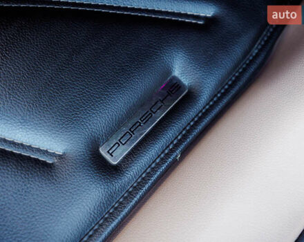 Синий Порше Масан, объемом двигателя 3.6 л и пробегом 123 тыс. км за 31900 $, фото 56 на Automoto.ua