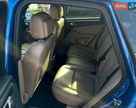 Синій Порше Масан, об'ємом двигуна 2 л та пробігом 101 тис. км за 41000 $, фото 4 на Automoto.ua