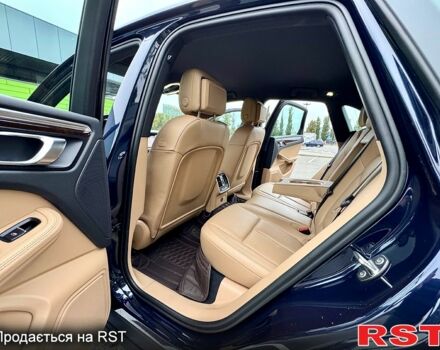 Синий Порше Масан, объемом двигателя 2 л и пробегом 36 тыс. км за 59900 $, фото 3 на Automoto.ua
