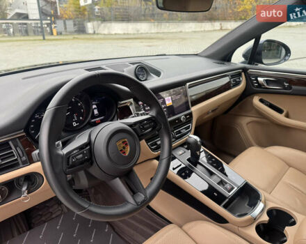 Синий Порше Масан, объемом двигателя 1.98 л и пробегом 37 тыс. км за 61900 $, фото 12 на Automoto.ua