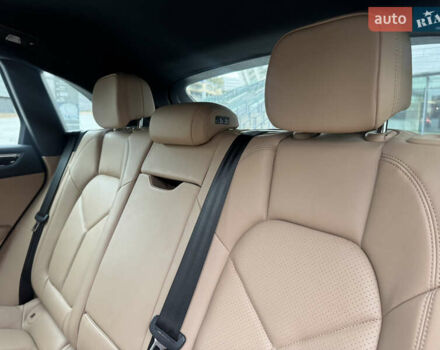 Синий Порше Масан, объемом двигателя 1.98 л и пробегом 37 тыс. км за 61900 $, фото 21 на Automoto.ua