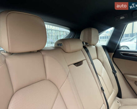 Синий Порше Масан, объемом двигателя 1.98 л и пробегом 37 тыс. км за 61900 $, фото 29 на Automoto.ua