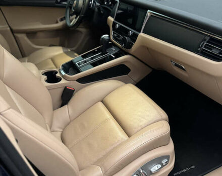 Синій Порше Масан, об'ємом двигуна 1.98 л та пробігом 23 тис. км за 60000 $, фото 8 на Automoto.ua