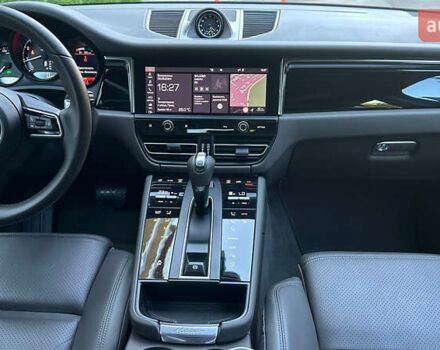 Синий Порше Масан, объемом двигателя 1.98 л и пробегом 37 тыс. км за 56000 $, фото 26 на Automoto.ua