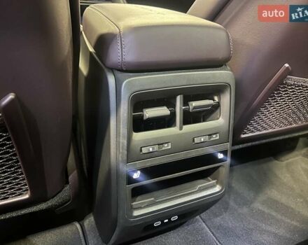 Порше Масан 2024 у Києві на Automoto.ua Синій Порше Масан, об'ємом двигуна 0 л та пробігом 5 тис. км за 114414 $, фото 44 на Automoto.ua