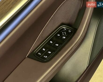 Порше Масан 2024 у Києві на Automoto.ua Синій Порше Масан, об'ємом двигуна 0 л та пробігом 5 тис. км за 114414 $, фото 33 на Automoto.ua