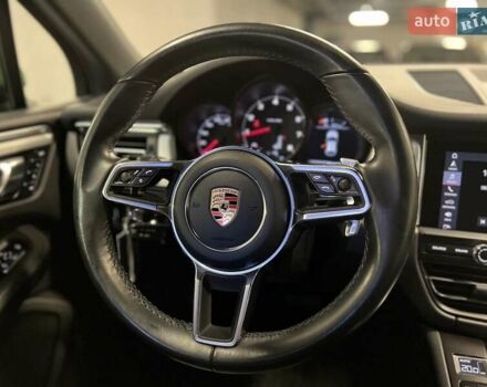 Зелений Порше Масан, об'ємом двигуна 1.98 л та пробігом 133 тис. км за 40734 $, фото 41 на Automoto.ua