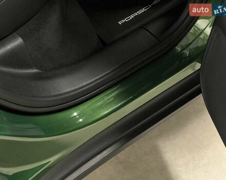 Зелений Порше Масан, об'ємом двигуна 1.98 л та пробігом 133 тис. км за 40734 $, фото 24 на Automoto.ua