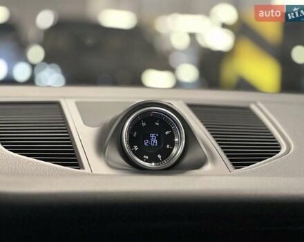 Зелений Порше Масан, об'ємом двигуна 1.98 л та пробігом 133 тис. км за 40734 $, фото 40 на Automoto.ua