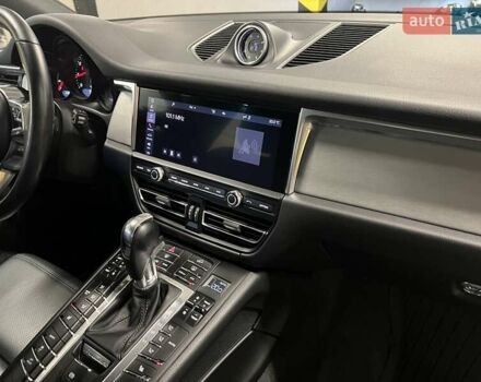 Зелений Порше Масан, об'ємом двигуна 1.98 л та пробігом 133 тис. км за 40734 $, фото 46 на Automoto.ua