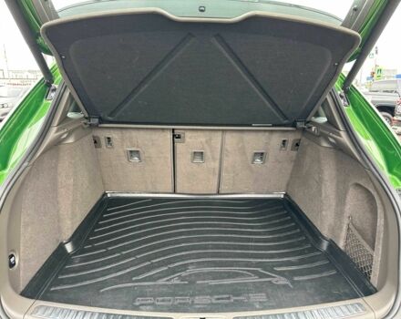 Зеленый Порше Масан, объемом двигателя 2 л и пробегом 71 тыс. км за 52500 $, фото 8 на Automoto.ua