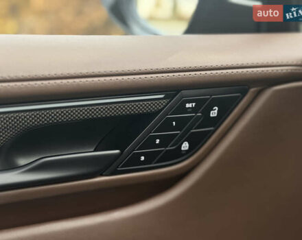 Зеленый Порше Масан, объемом двигателя 0 л и пробегом 12 тыс. км за 134999 $, фото 16 на Automoto.ua