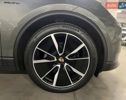 Зеленый Порше Масан, объемом двигателя 0 л и пробегом 8 тыс. км за 118186 $, фото 12 на Automoto.ua