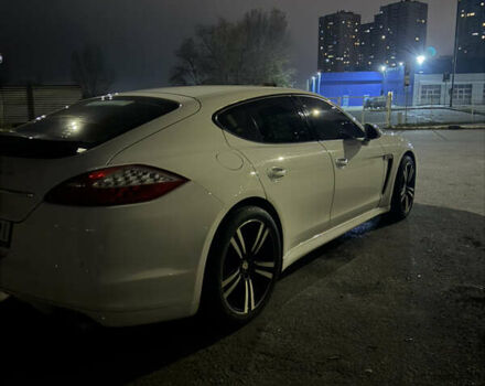 Белый Порше Панамера, объемом двигателя 3.61 л и пробегом 120 тыс. км за 14500 $, фото 5 на Automoto.ua