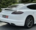 Білий Порше Panamera, об'ємом двигуна 4.8 л та пробігом 130 тис. км за 21990 $, фото 8 на Automoto.ua