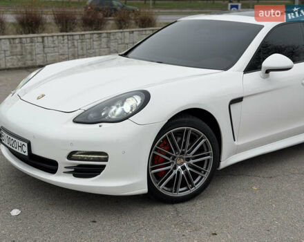 Білий Порше Panamera, об'ємом двигуна 4.8 л та пробігом 210 тис. км за 21500 $, фото 14 на Automoto.ua