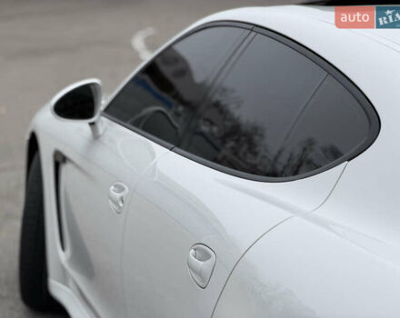 Білий Порше Panamera, об'ємом двигуна 4.8 л та пробігом 210 тис. км за 21500 $, фото 18 на Automoto.ua