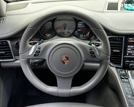 Білий Порше Panamera, об'ємом двигуна 4.8 л та пробігом 130 тис. км за 21990 $, фото 28 на Automoto.ua
