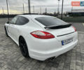 Білий Порше Panamera, об'ємом двигуна 4.8 л та пробігом 180 тис. км за 16350 $, фото 11 на Automoto.ua
