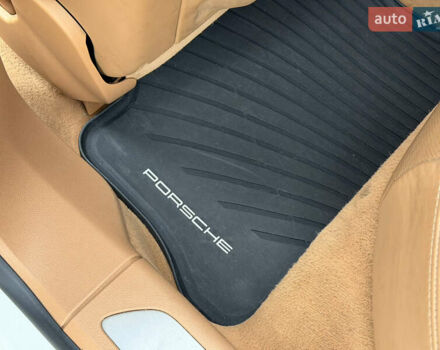 Білий Порше Panamera, об'ємом двигуна 4.8 л та пробігом 210 тис. км за 21500 $, фото 33 на Automoto.ua