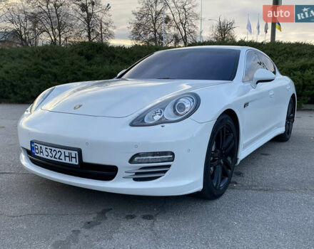 Белый Порше Панамера, объемом двигателя 4.8 л и пробегом 103 тыс. км за 19800 $, фото 2 на Automoto.ua