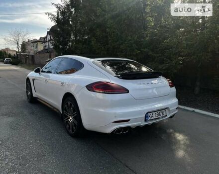 Білий Порше Panamera, об'ємом двигуна 4.81 л та пробігом 137 тис. км за 25000 $, фото 12 на Automoto.ua