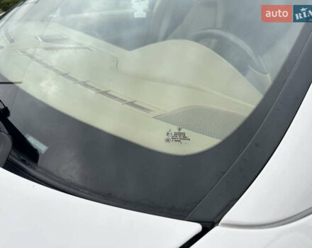 Білий Порше Panamera, об'ємом двигуна 4.8 л та пробігом 180 тис. км за 16350 $, фото 19 на Automoto.ua