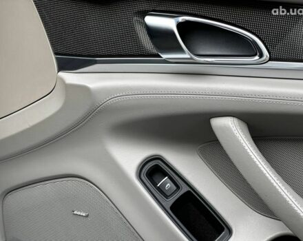 Білий Порше Panamera, об'ємом двигуна 4.8 л та пробігом 130 тис. км за 21990 $, фото 26 на Automoto.ua