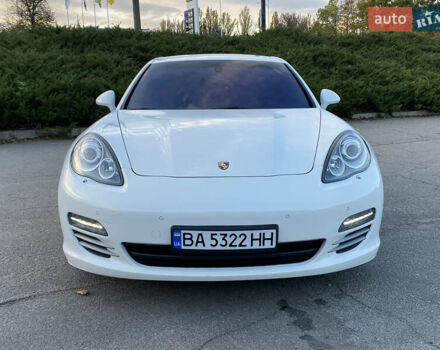 Белый Порше Панамера, объемом двигателя 4.8 л и пробегом 103 тыс. км за 19800 $, фото 10 на Automoto.ua