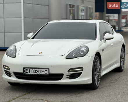 Білий Порше Panamera, об'ємом двигуна 4.8 л та пробігом 210 тис. км за 21500 $, фото 5 на Automoto.ua