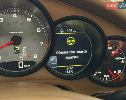 Білий Порше Panamera, об'ємом двигуна 4.8 л та пробігом 210 тис. км за 21500 $, фото 44 на Automoto.ua