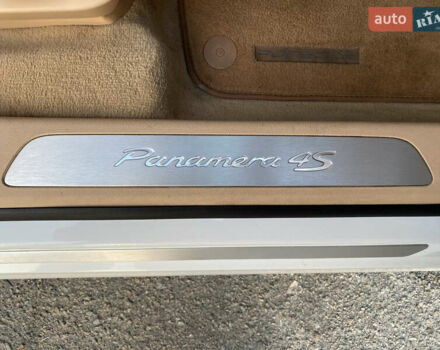 Белый Порше Панамера, объемом двигателя 4.8 л и пробегом 103 тыс. км за 19800 $, фото 12 на Automoto.ua
