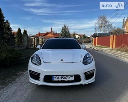 Білий Порше Panamera, об'ємом двигуна 4.81 л та пробігом 137 тис. км за 25000 $, фото 34 на Automoto.ua