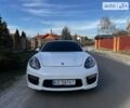 Білий Порше Panamera, об'ємом двигуна 4.81 л та пробігом 137 тис. км за 25000 $, фото 34 на Automoto.ua