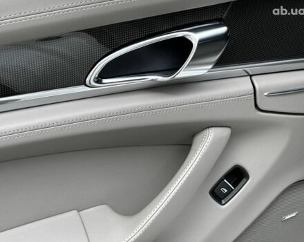 Білий Порше Panamera, об'ємом двигуна 4.8 л та пробігом 130 тис. км за 21990 $, фото 19 на Automoto.ua