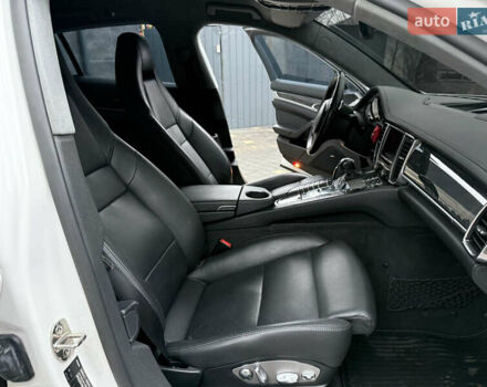 Белый Порше Панамера, объемом двигателя 4.8 л и пробегом 139 тыс. км за 17000 $, фото 42 на Automoto.ua